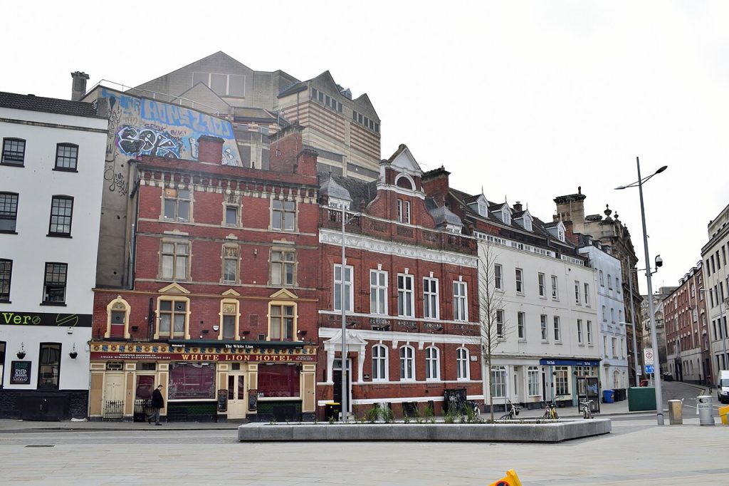 Magpie Park and the corner of St Stephen’s Street in April 2018, with the White Lion and Quay Head House.